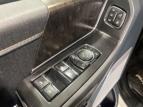 Used 2022 Ford F150 Lariat w/ Equipment Group 502A High image 31