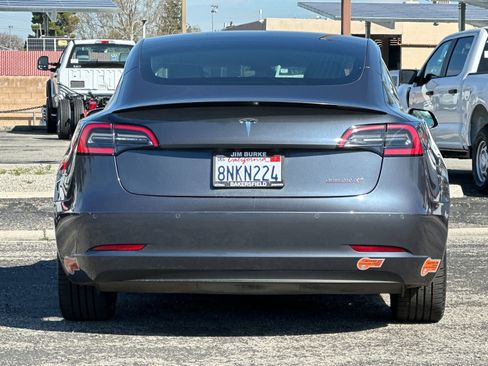 Used 2020 Tesla Model 3 Performance image 5