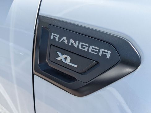 Used 2019 Ford Ranger XL w/ Equipment Group 101A Mid AWD/4WD image 4