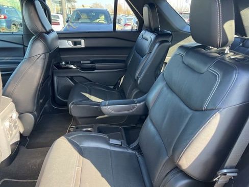 Used 2021 Ford Explorer ST w/ Equipment Group 401A image 8