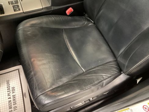 Used 2013 Toyota Highlander SE image 16