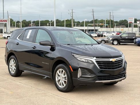 Used 2024 Chevrolet Equinox LT w/ Driver Convenience Package AWD/4WD image 6