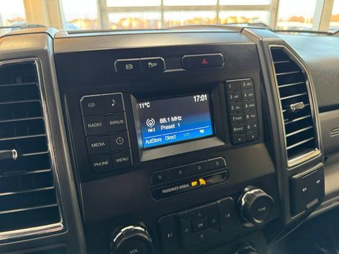 Used 2017 Ford F250 XLT image 22