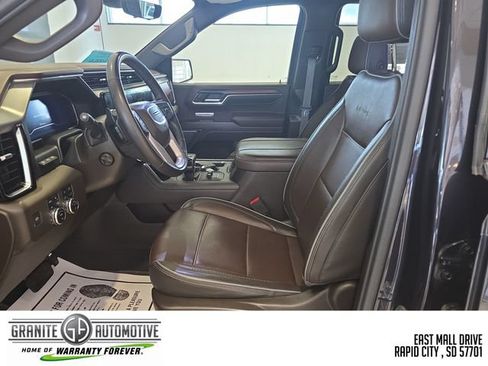 Used 2024 GMC Sierra 1500 Denali w/ Denali Reserve Package AWD/4WD image 9