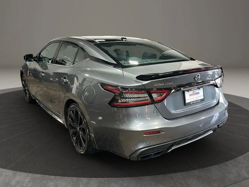 Used 2019 Nissan Maxima SR w/ Premium Package image 3