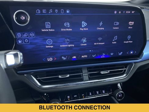 Used 2025 Chevrolet Equinox EV LT w/ Convenience Package FWD image 5