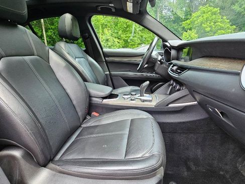 Used 2022 Alfa Romeo Stelvio Ti w/ Active Assist Plus Package image 63