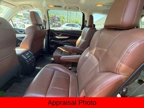 Used 2021 Subaru Ascent Touring w/ Popular Package #2 AWD/4WD image 10