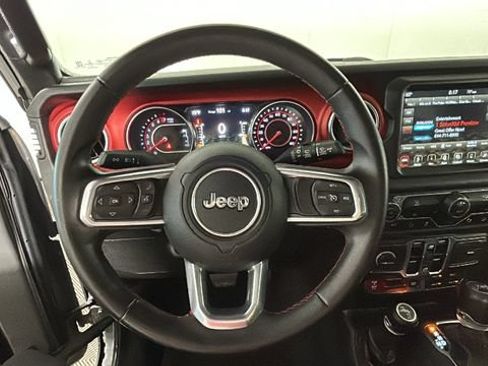Used 2018 Jeep Wrangler Unlimited Rubicon AWD/4WD image 13