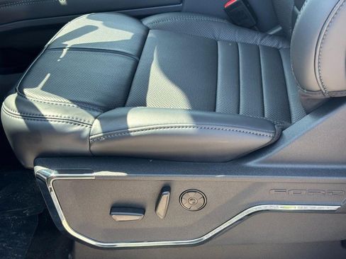 New 2026 Ford F350 Platinum AWD/4WD image 16