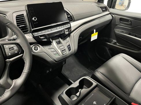 New 2026 Honda Odyssey EX-L image 17