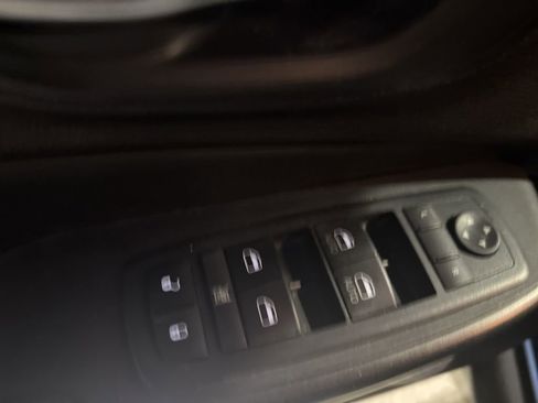 Used 2020 Jeep Cherokee Trailhawk w/ Cold Weather Group image 8