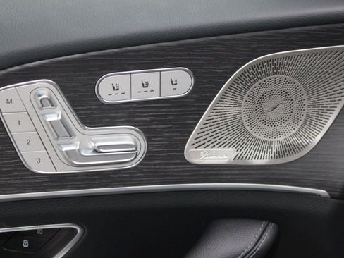 Used 2026 Mercedes-Benz GLS 450 4MATIC image 13