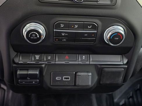 Used 2024 GMC Sierra 2500 Pro image 18