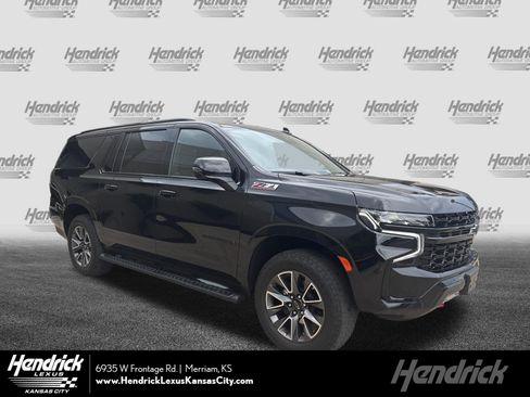 Used 2023 Chevrolet Suburban Z71 w/ Luxury Package AWD/4WD image 1