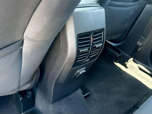 Used 2018 Ford Escape SE FWD image 26