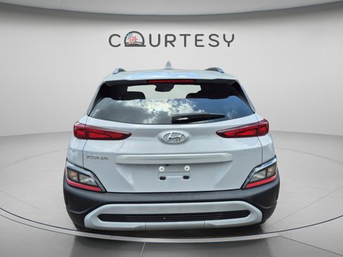 Certified 2022 Hyundai Kona SEL w/ Cargo Package FWD image 4