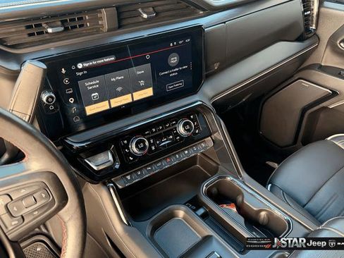 Used 2024 GMC Sierra 2500 AT4X image 14