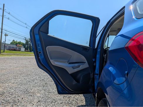 Used 2021 Ford EcoSport S FWD image 12