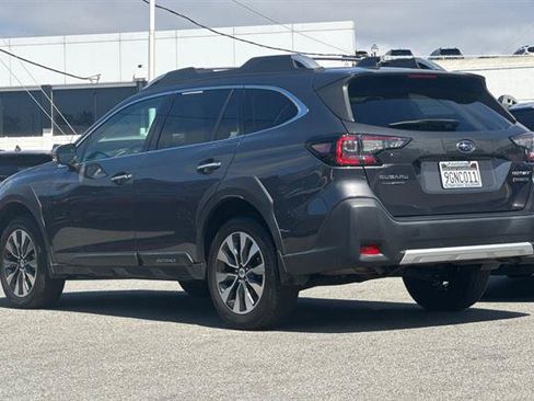Used 2023 Subaru Outback Touring XT AWD/4WD image 5