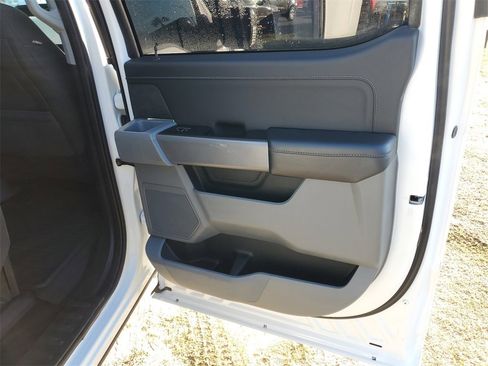 Used 2024 Ford F150 XLT w/ Equipment Group 302A MID image 32