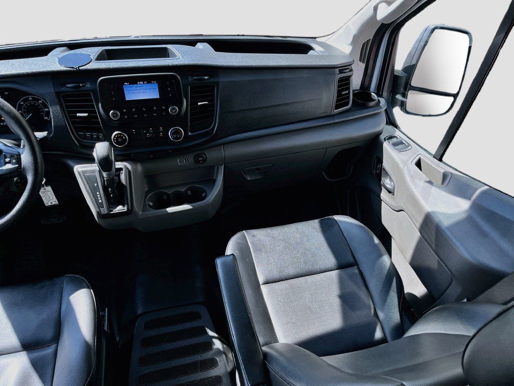 Used 2023 Ford Transit 250 Medium Roof RWD image 21