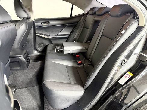 Used 2018 Lexus IS 300 w/ Accessory Package 2 RWD image 36