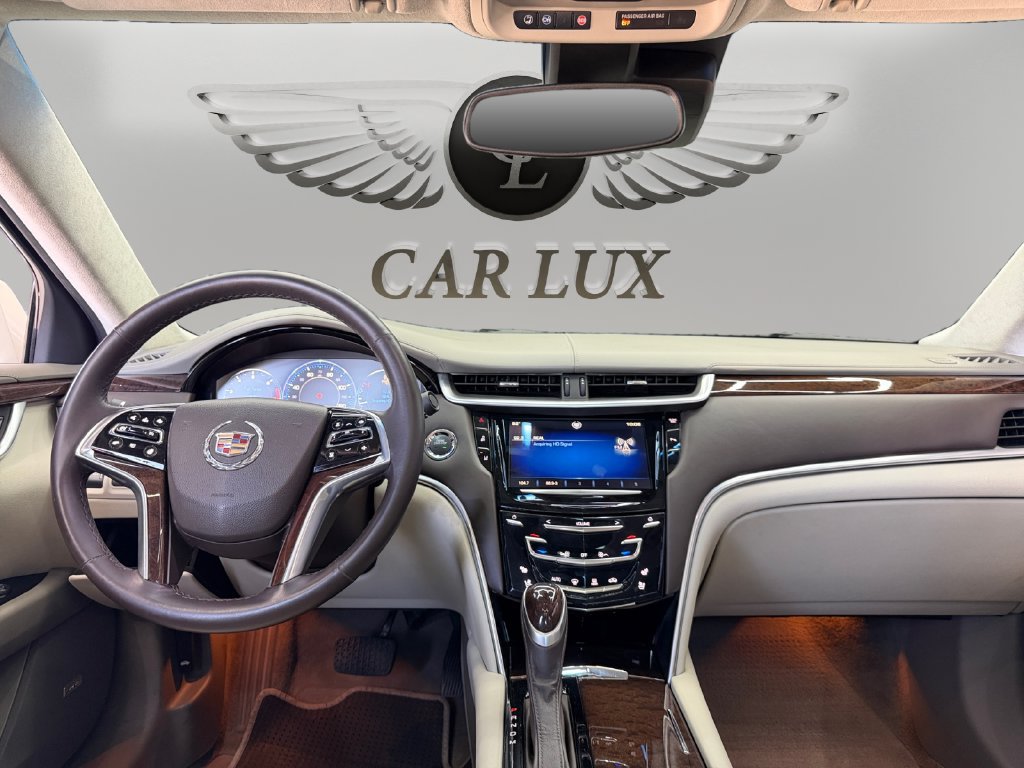 Used 2013 Cadillac XTS Platinum FWD image 11