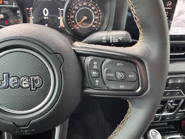 Used 2024 Jeep Wrangler Unlimited Sport AWD/4WD image 15
