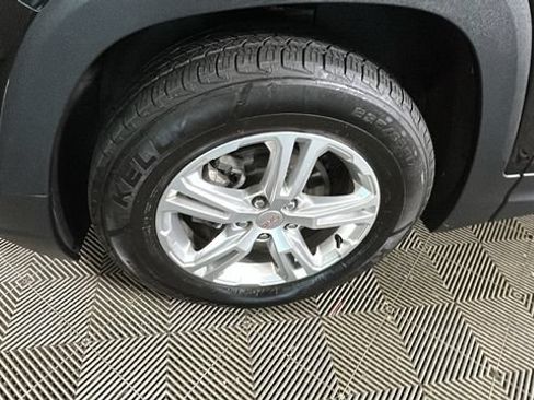 Used 2022 GMC Terrain SLE w/ Driver Convenience Package AWD/4WD image 10