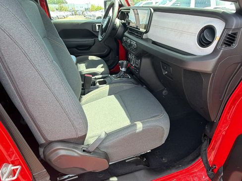 Used 2025 Jeep Wrangler Unlimited Sport S 4xe AWD/4WD image 19