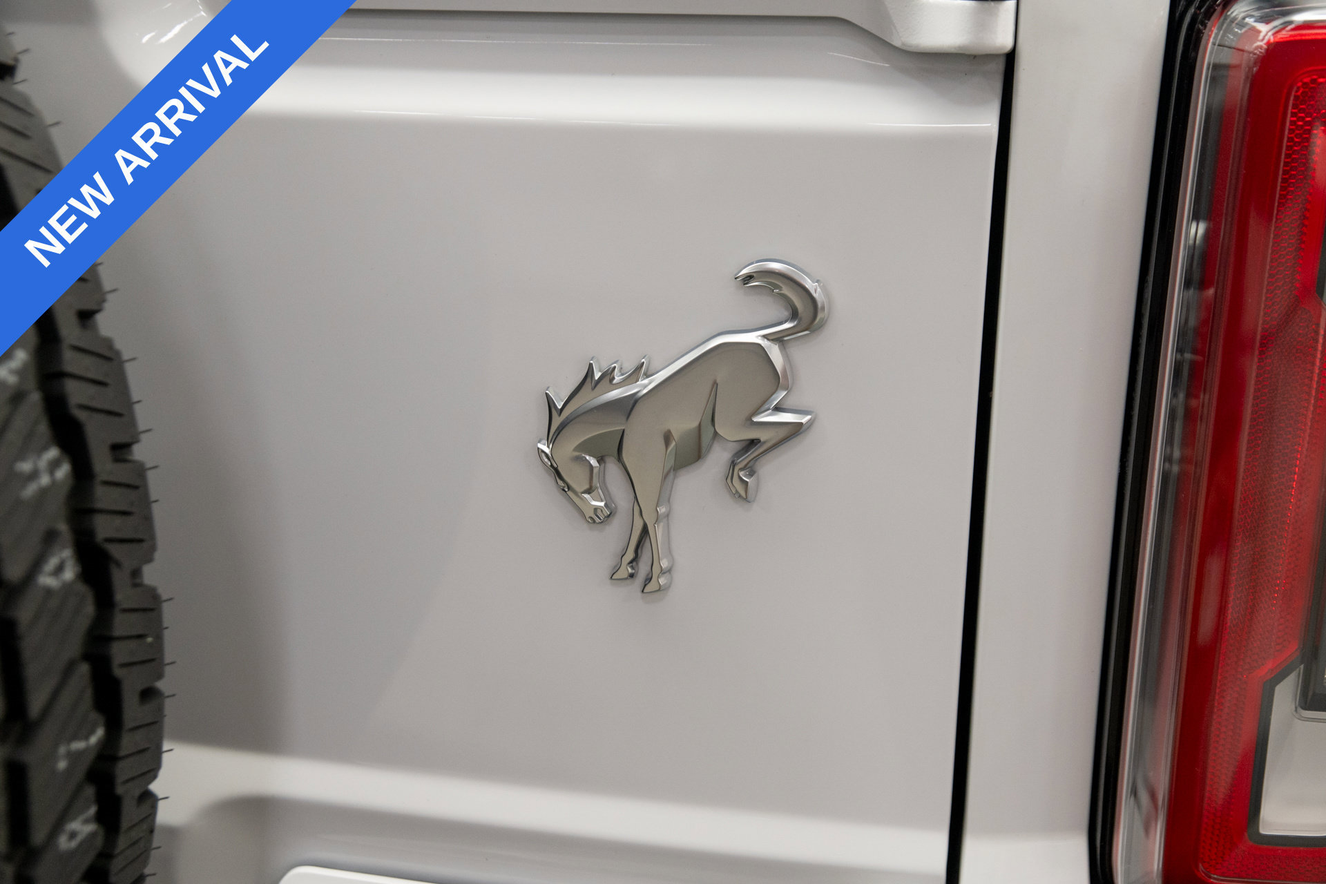 Used 2024 Ford Bronco Outer Banks AWD/4WD image 39