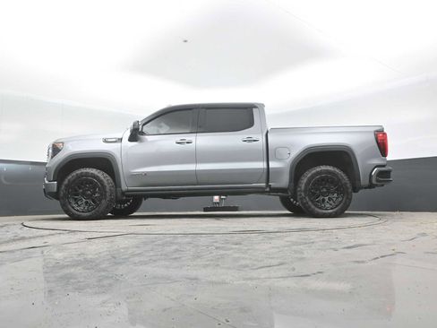 Used 2025 GMC Sierra 1500 AT4 w/ AT4 Premium Package AWD/4WD image 25