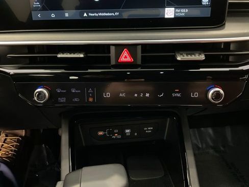 Used 2025 Kia K5 GT-Line w/ GT-Line Premium Package FWD image 20