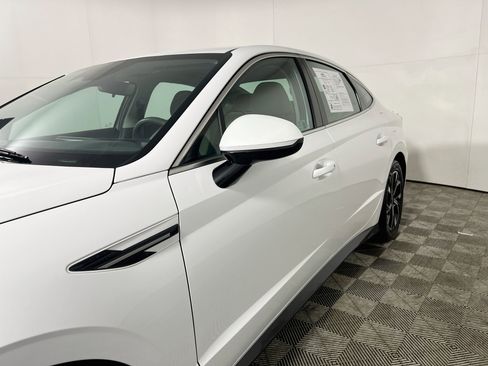 Used 2025 Hyundai Sonata SEL FWD image 13