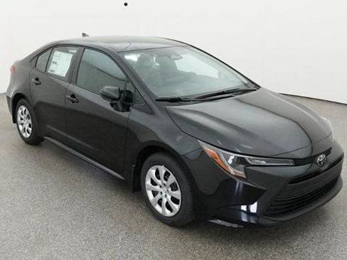 New 2026 Toyota Corolla LE FWD image 25