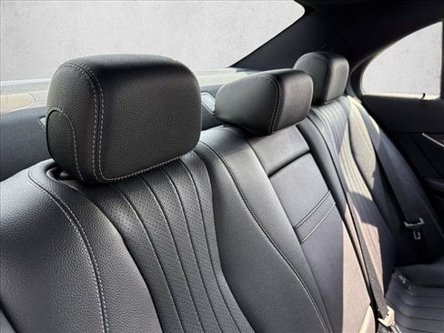 Used 2017 Mercedes-Benz E 300 4MATIC image 17