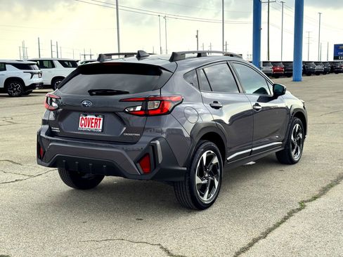 Used 2024 Subaru Crosstrek 2.5i Limited w/ Crosstrek Mirror Package image 6