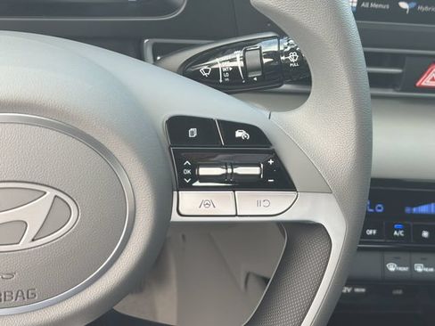 New 2026 Hyundai Elantra Hybrid FWD image 27