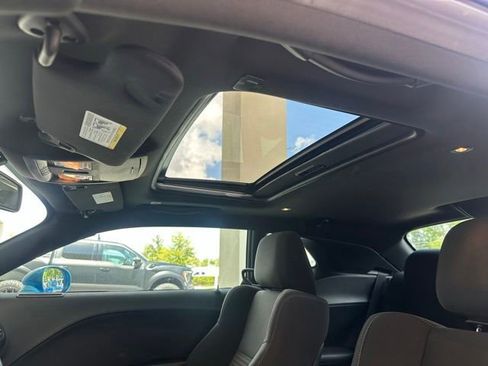 Used 2019 Dodge Challenger GT w/ Driver Convenience Group RWD image 2