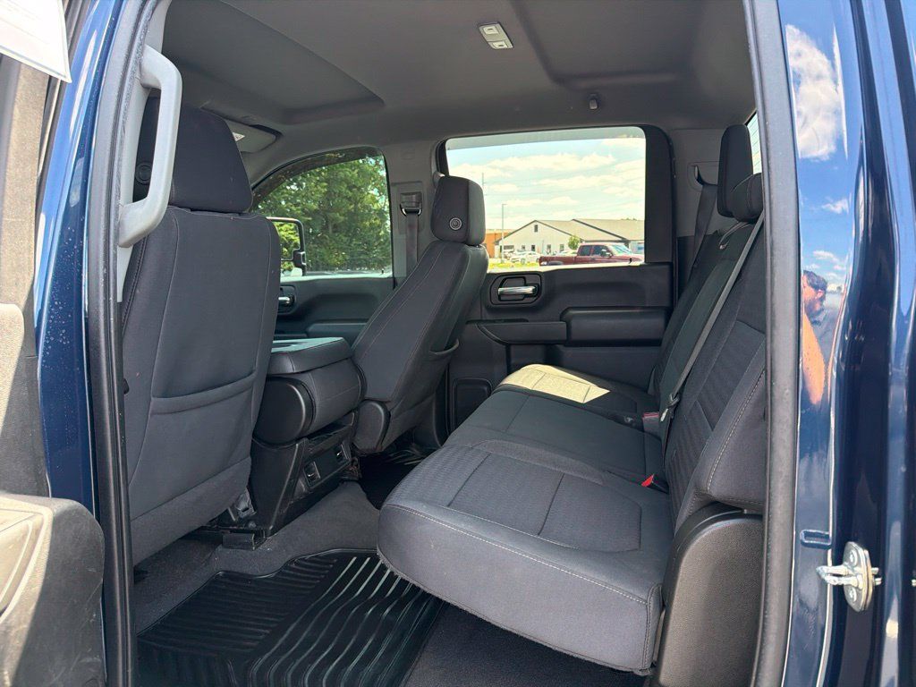 Used 2023 Chevrolet Silverado 2500 Custom w/ Custom Value Package AWD/4WD image 18