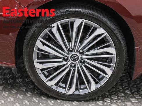 Used 2024 Nissan Altima 2.5 SL AWD/4WD image 32