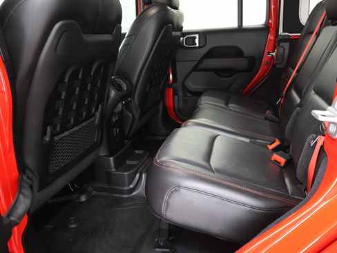 Used 2020 Jeep Wrangler Unlimited Rubicon w/ Quick Order Package 28Y Recon AWD/4WD image 35