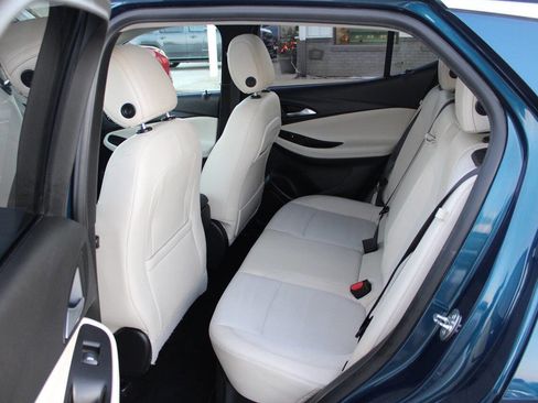 Used 2020 Buick Encore GX Select w/ Experience Buick Package image 9