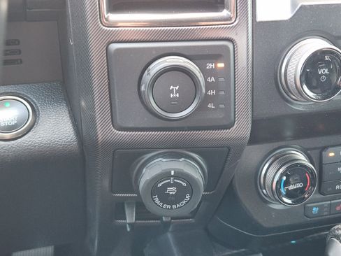 Used 2020 Ford F150 Raptor w/ Equipment Group 802A Luxury image 21