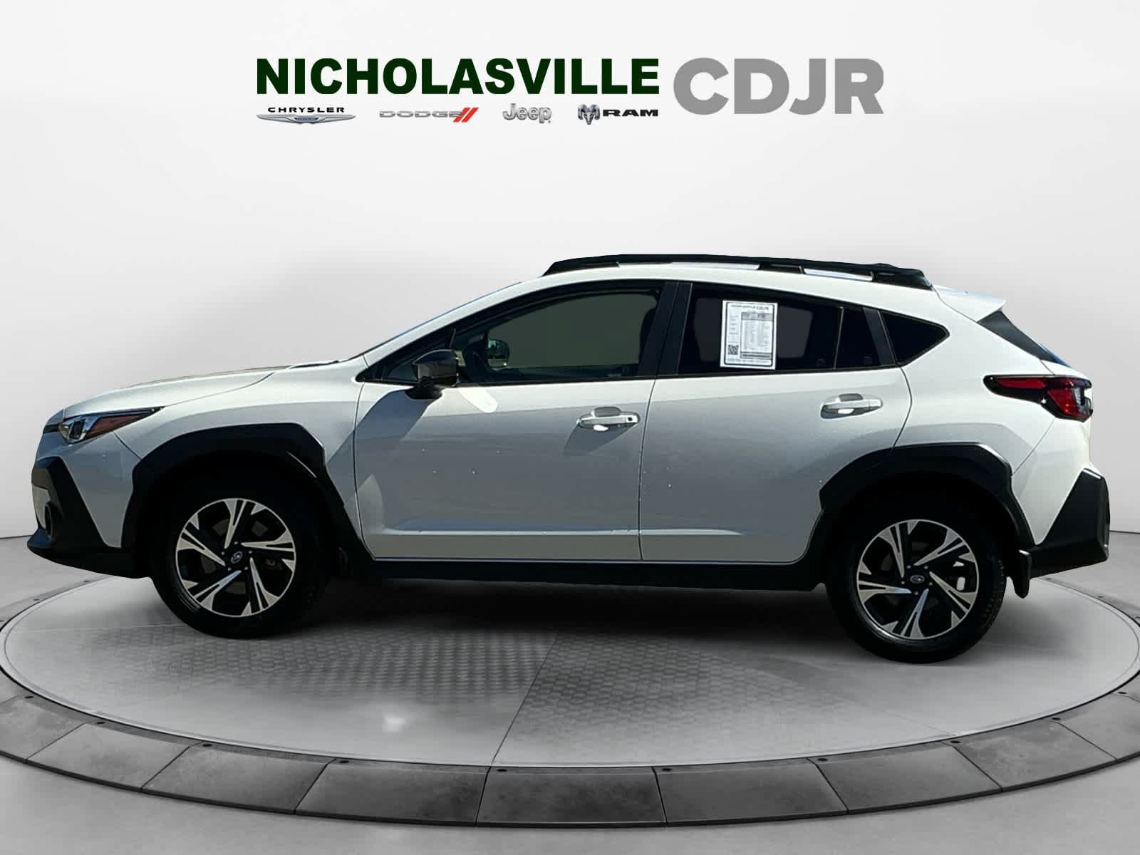 Used 2024 Subaru Crosstrek 2.0i Premium AWD/4WD image 2