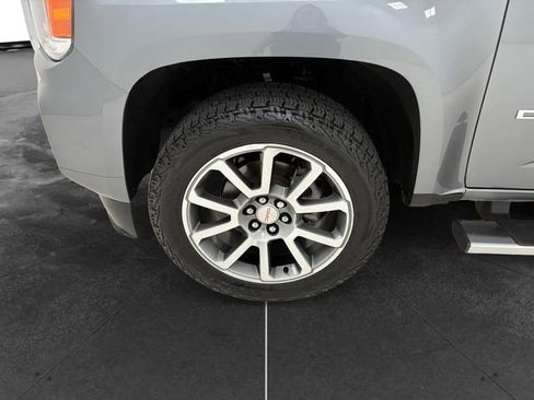 Used 2021 GMC Canyon Denali AWD/4WD image 9
