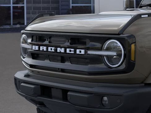 New 2026 Ford Bronco Outer Banks AWD/4WD image 19