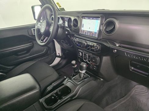 Used 2023 Jeep Wrangler Unlimited w/ Cold Weather Group AWD/4WD image 44