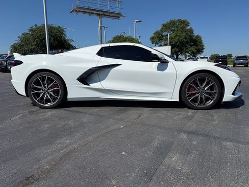 Used 2023 Chevrolet Corvette Stingray Preferred Conv w/ Z51 Performance Package RWD image 4